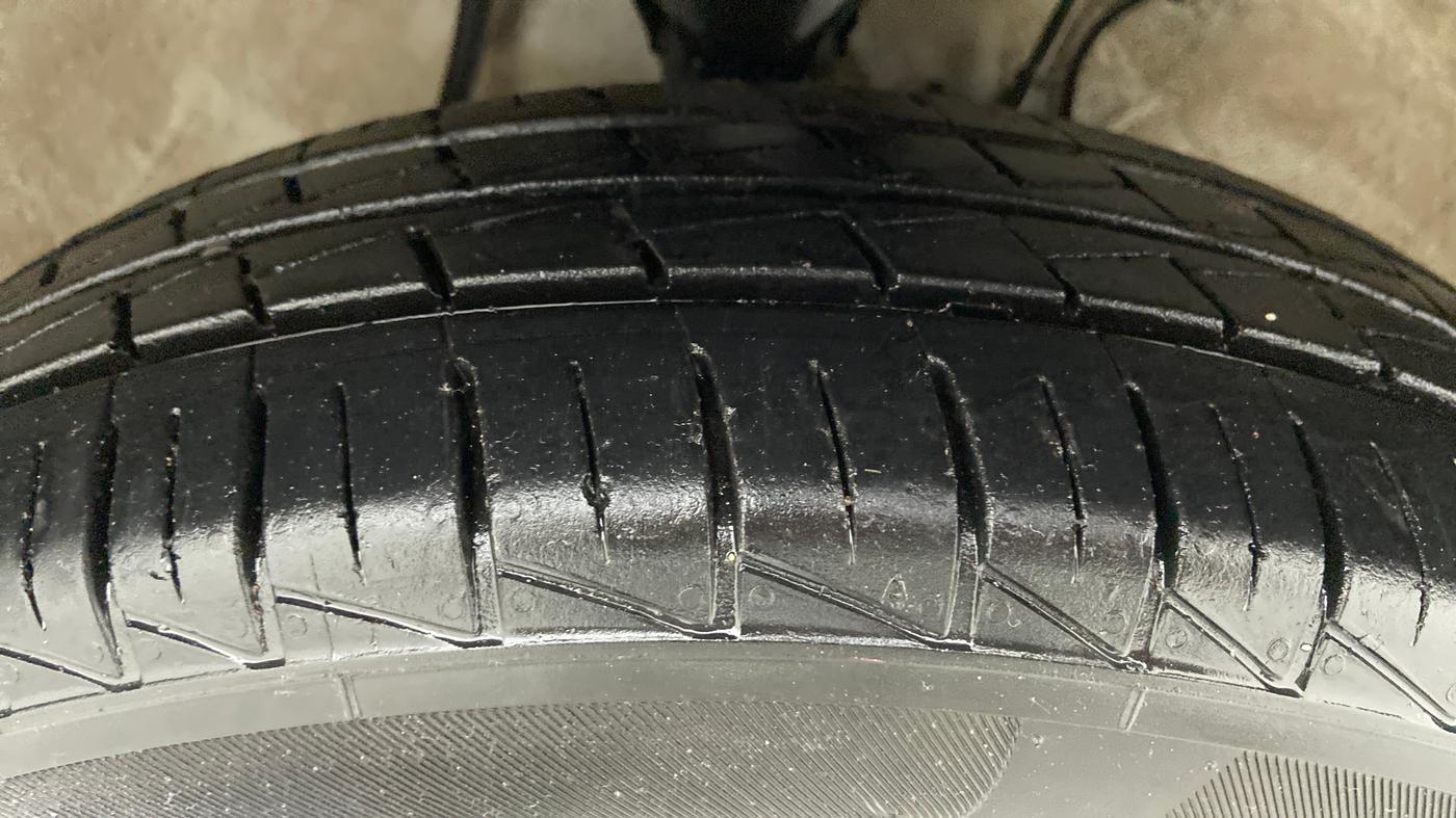 2021 Maruti Alto LXI, Petrol, Manual, 12,470 km, Right Front Tyre Tread