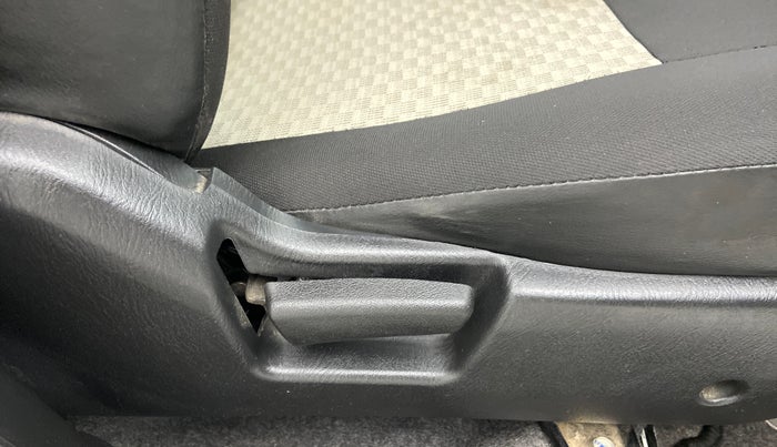 2021 Maruti Alto LXI, Petrol, Manual, 12,470 km, Driver Side Adjustment Panel