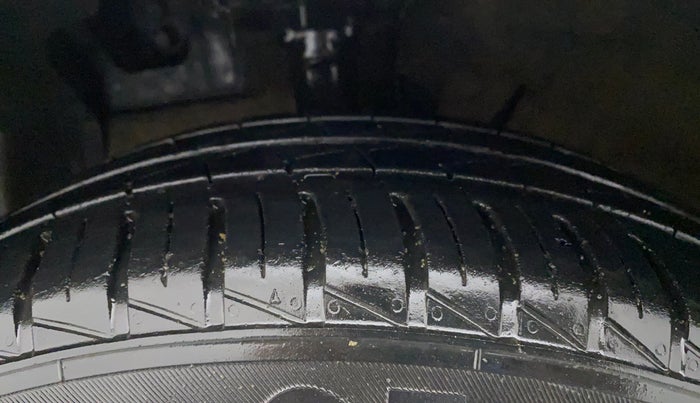 2021 Hyundai AURA S 1.2 CNG, CNG, Manual, 37,155 km, Left Front Tyre Tread