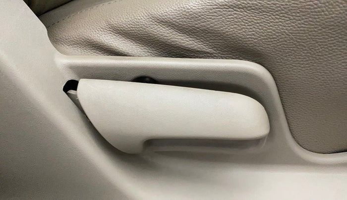 2015 Maruti Swift Dzire VXI, Petrol, Manual, 78,965 km, Driver Side Adjustment Panel