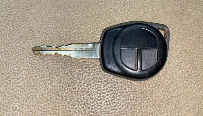 2015 Maruti Swift Dzire VXI, Petrol, Manual, 78,965 km, Key Close Up