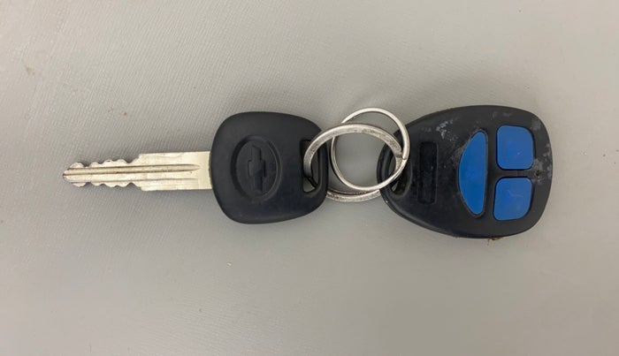 2013 Chevrolet Spark LT 1.0, Petrol, Manual, 73,370 km, Key Close Up