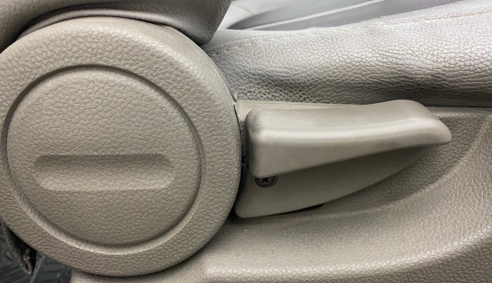 2013 Chevrolet Spark LT 1.0, Petrol, Manual, 73,370 km, Driver Side Adjustment Panel