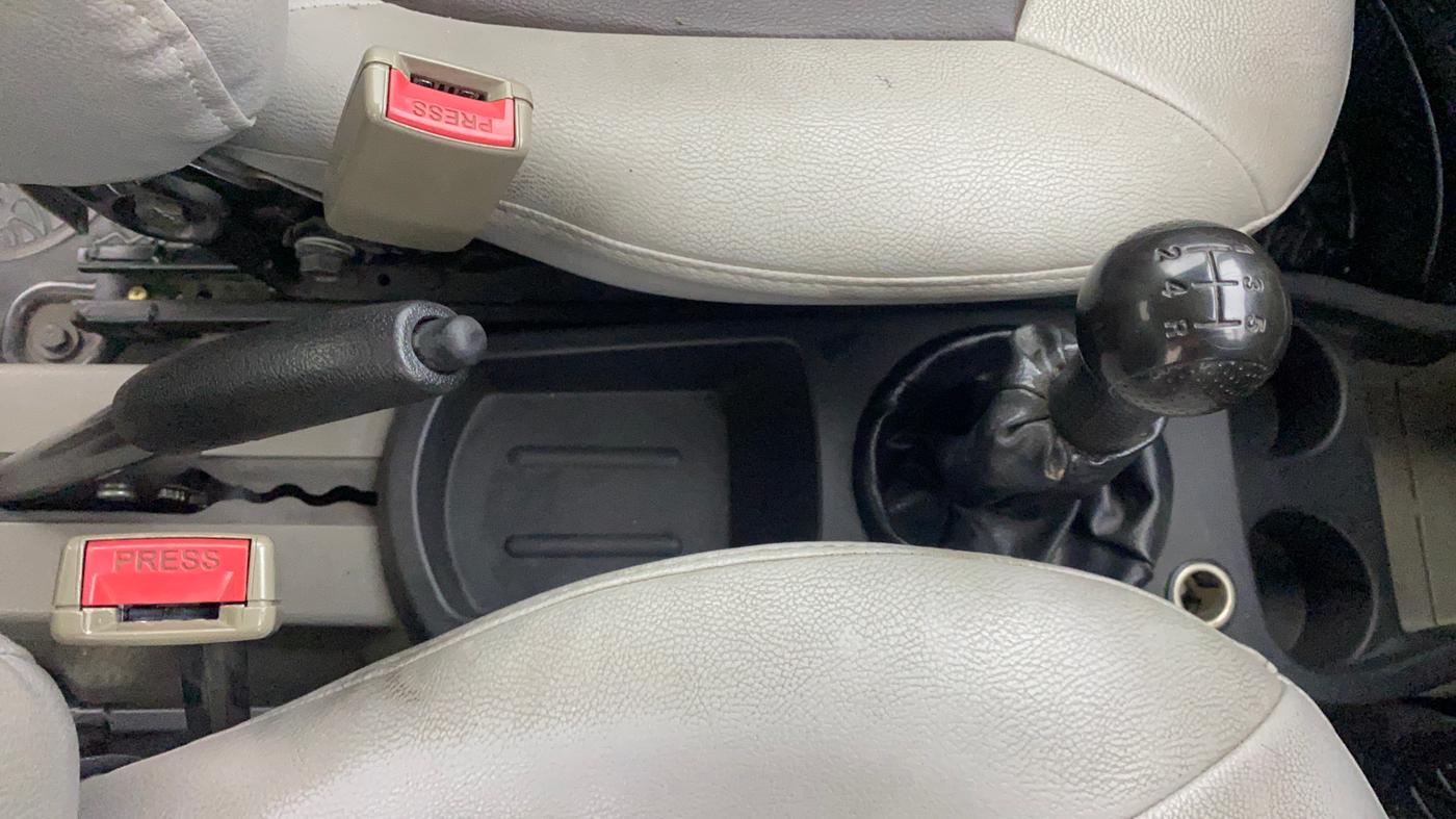2013 Chevrolet Spark LT 1.0, Petrol, Manual, 73,370 km, Gear Lever