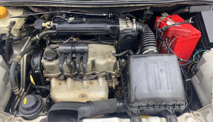 2013 Chevrolet Spark LT 1.0, Petrol, Manual, 73,370 km, Engine View