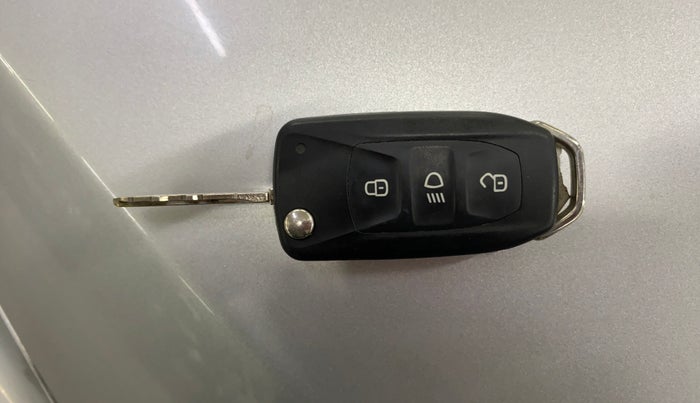 2018 Tata TIGOR XZ PETROL, Petrol, Manual, 14,902 km, Key Close Up