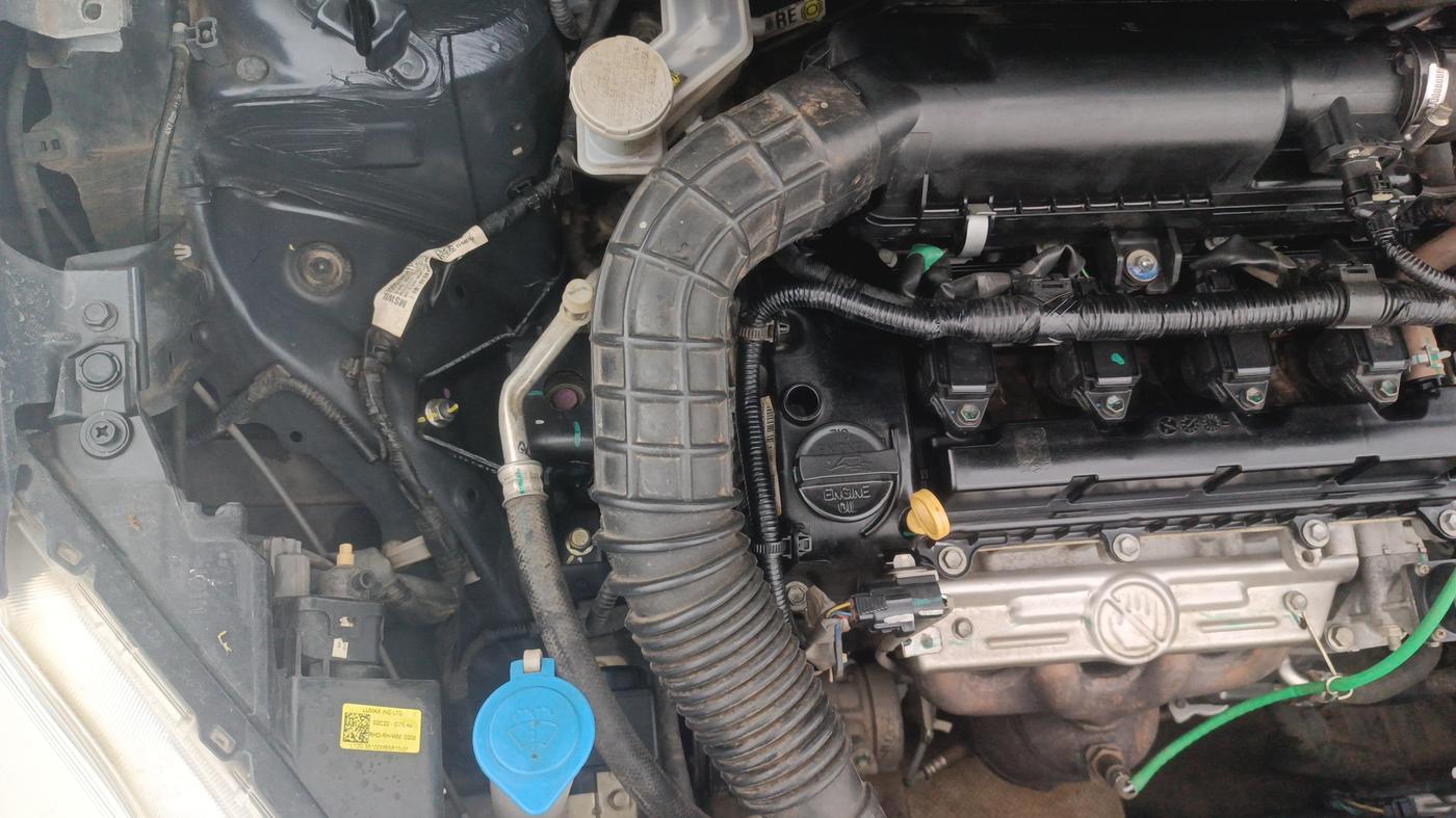 2022 Maruti Swift ZXI, Petrol, Manual, 95,968 km, Engine View - Right