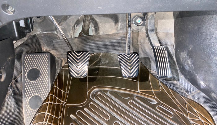 2014 Hyundai Elite i20 ASTA 1.2, Petrol, Manual, 1,07,721 km, Pedals