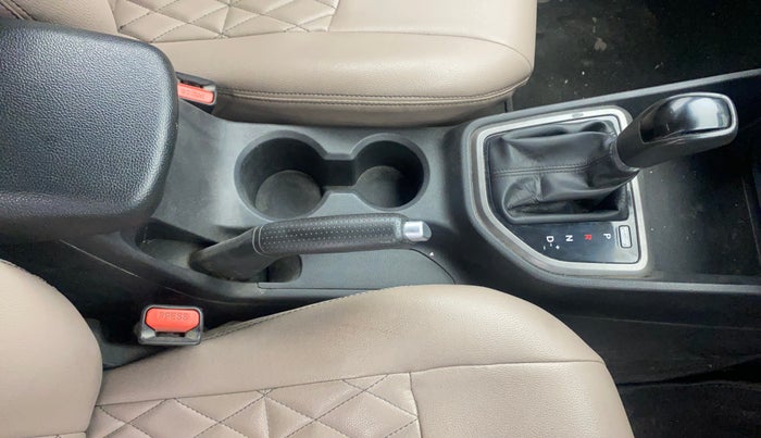 2017 Hyundai Creta SX PLUS AT 1.6 PETROL, Petrol, Automatic, 1,11,538 km, Gear Lever