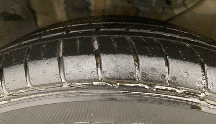 2019 Hyundai Creta E PLUS 1.6 PETROL, Petrol, Manual, 17,238 km, Left Front Tyre Tread