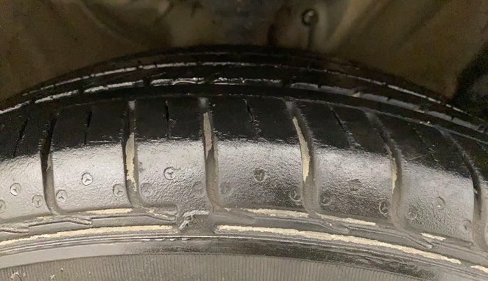 2019 Hyundai Creta E PLUS 1.6 PETROL, Petrol, Manual, 17,238 km, Right Front Tyre Tread