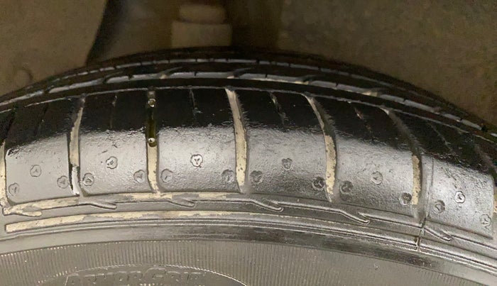 2019 Hyundai Creta E PLUS 1.6 PETROL, Petrol, Manual, 17,238 km, Right Rear Tyre Tread