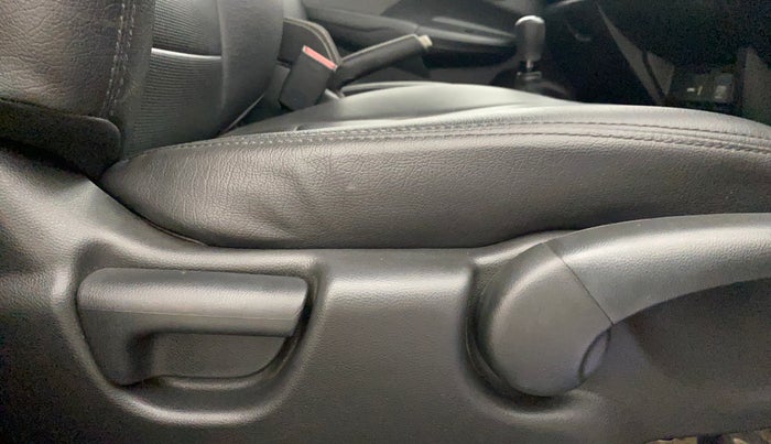 2019 Honda WR-V 1.2L I-VTEC VX MT, Petrol, Manual, 33,555 km, Driver Side Adjustment Panel