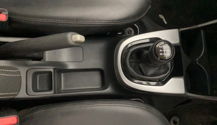 2019 Honda WR-V 1.2L I-VTEC VX MT, Petrol, Manual, 33,555 km, Gear Lever