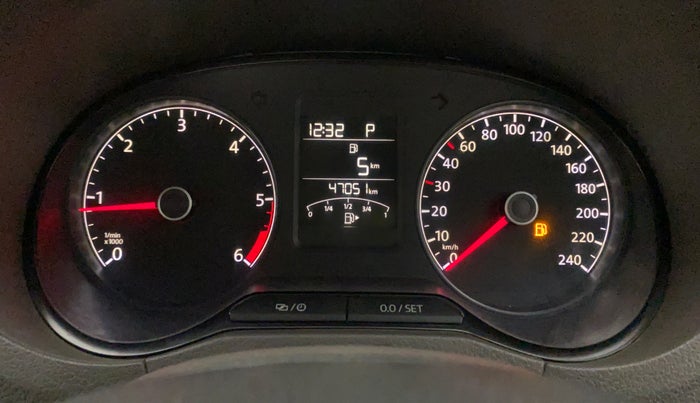 2015 Volkswagen Vento HIGHLINE 1.5 AT, Diesel, Automatic, 46,645 km, Odometer Image
