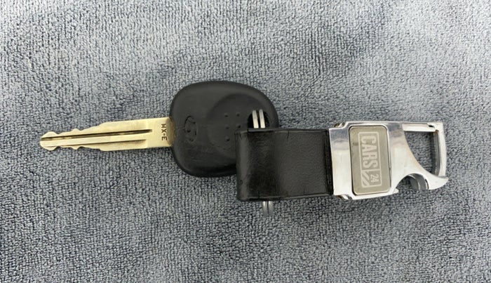 2011 Hyundai Santro Xing GL PLUS, CNG, Manual, 82,841 km, Key Close Up