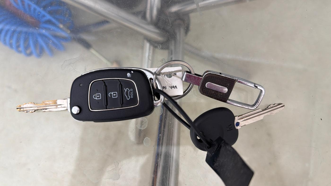 2023 Hyundai GRAND I10 NIOS MAGNA 1.2 KAPPA VTVT, Petrol, Manual, 19,194 km, Key Close Up