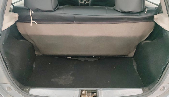 2013 Toyota Etios Liva G, Petrol, Manual, 65,995 km, Boot Inside