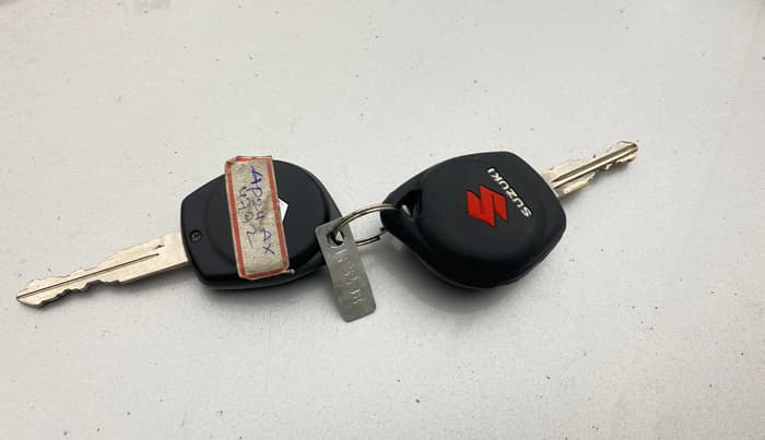2013 Maruti Swift ZXI, Petrol, Manual, 93,503 km, Key Close Up