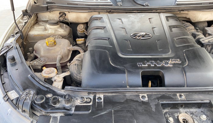 2017 Mahindra XUV500 W6, Diesel, Manual, 37,310 km, Engine View - Right