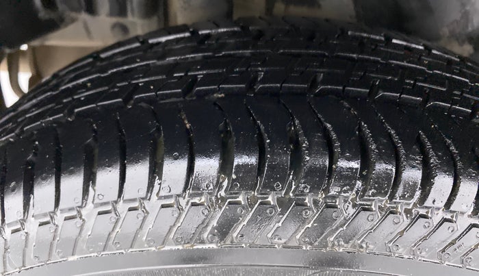 2013 Maruti Swift Dzire VDI, Diesel, Manual, 74,418 km, Right Rear Tyre Tread