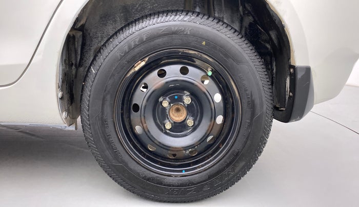 2013 Maruti Swift Dzire VDI, Diesel, Manual, 74,418 km, Left Rear Wheel
