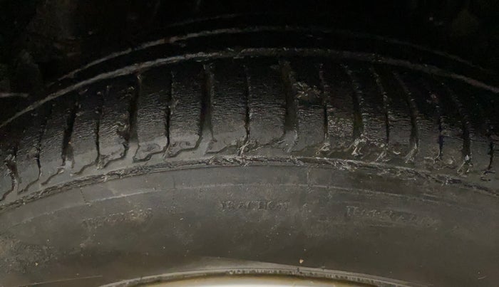 2017 Honda Jazz 1.2L I-VTEC V AT, Petrol, Automatic, 63,606 km, Left Rear Tyre Tread