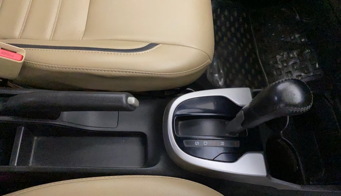 2017 Honda Jazz 1.2L I-VTEC V AT, Petrol, Automatic, 63,606 km, Gear Lever