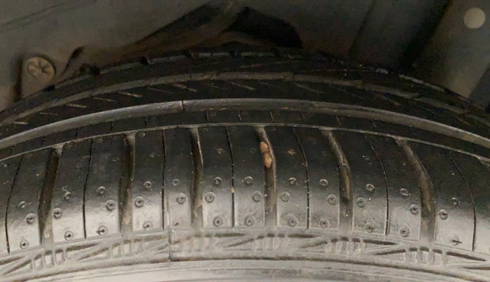 2018 Ford FREESTYLE TITANIUM 1.2 PETROL, Petrol, Manual, 31,896 km, Left Rear Tyre Tread
