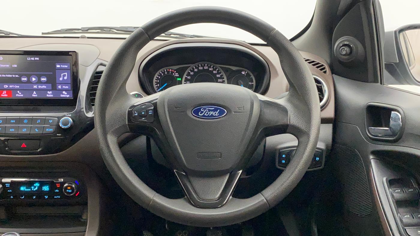 2018 Ford FREESTYLE TITANIUM 1.2 PETROL, Petrol, Manual, 31,896 km, Steering Wheel Close Up
