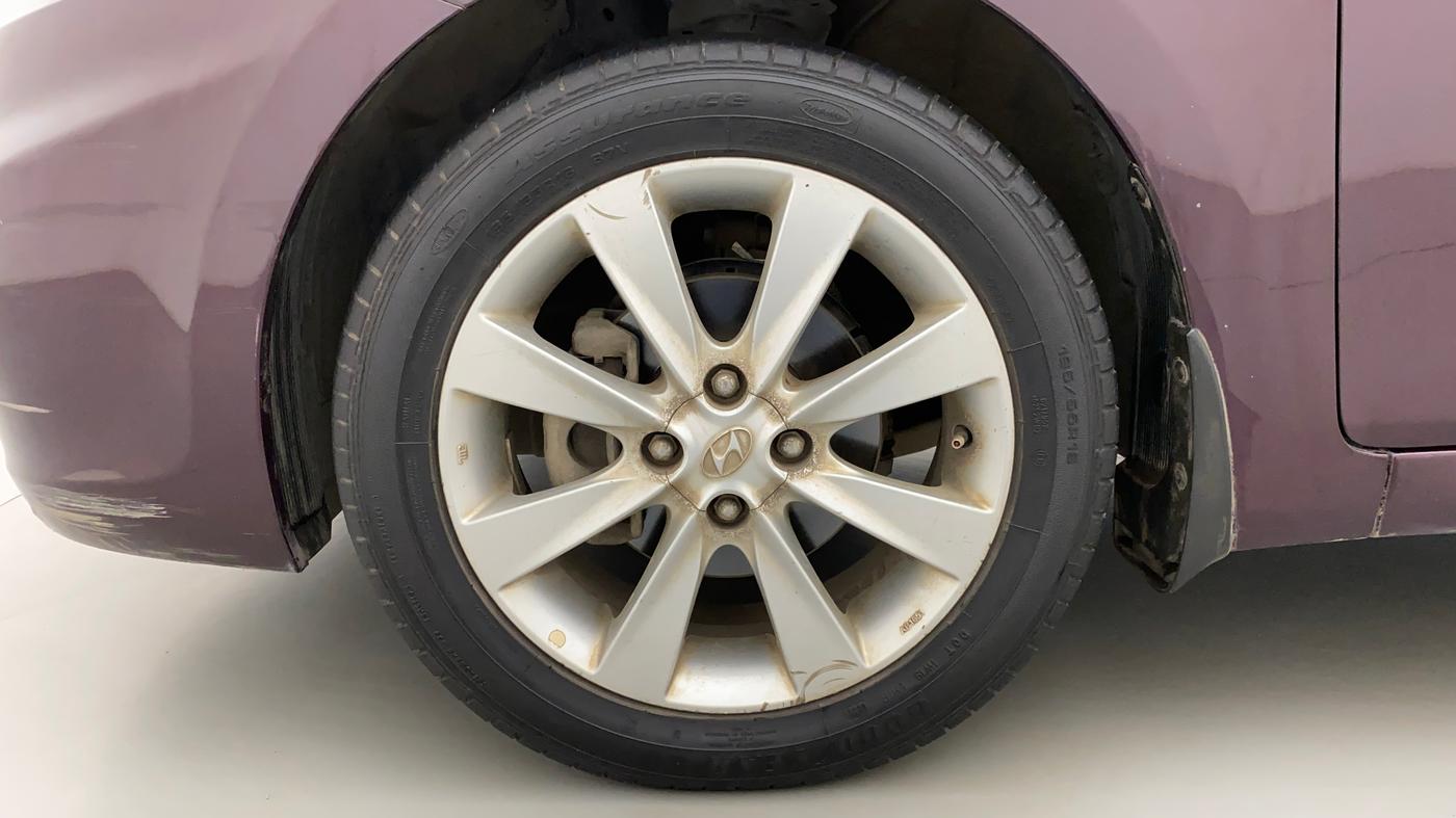 2013 Hyundai Verna FLUIDIC 1.6 CRDI SX, Diesel, Manual, 80,192 km, Left Front Wheel
