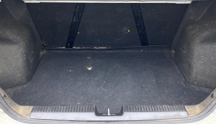 2018 Maruti Dzire VDI AMT, Diesel, Automatic, 88,348 km, Boot Inside