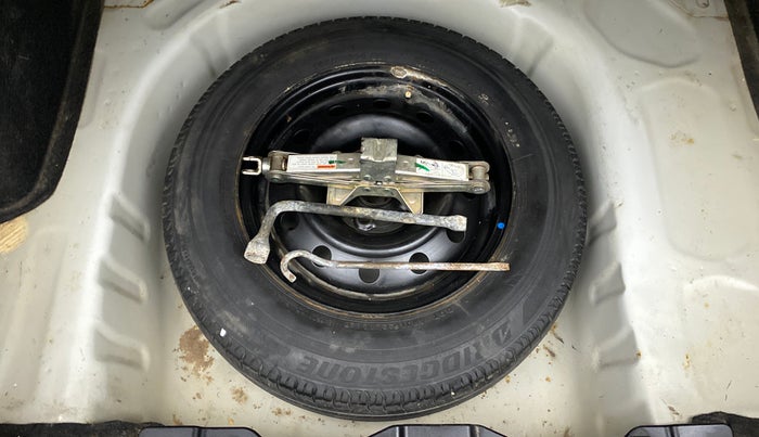 2018 Maruti Dzire VDI AMT, Diesel, Automatic, 88,348 km, Spare Tyre