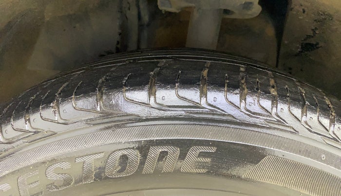 2020 Tata NEXON XMA SUNROOF DIESEL, Diesel, Automatic, 77,055 km, Left Front Tyre Tread