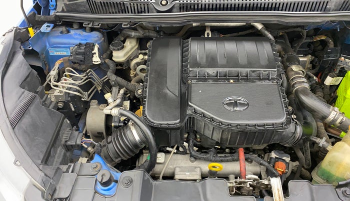 2020 Tata NEXON XMA SUNROOF DIESEL, Diesel, Automatic, 77,055 km, Engine View - Right