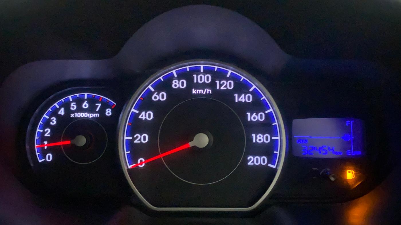 2011 Hyundai i10 MAGNA 1.2, Petrol, Manual, 32,454 km, Odometer Image