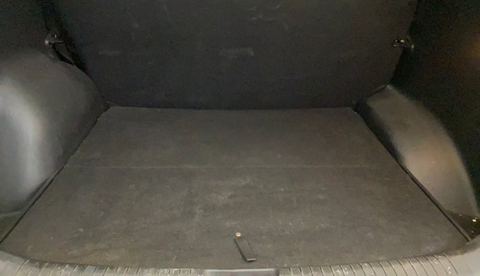 2018 Hyundai Creta E PLUS 1.6 PETROL, Petrol, Manual, 51,590 km, Boot Inside