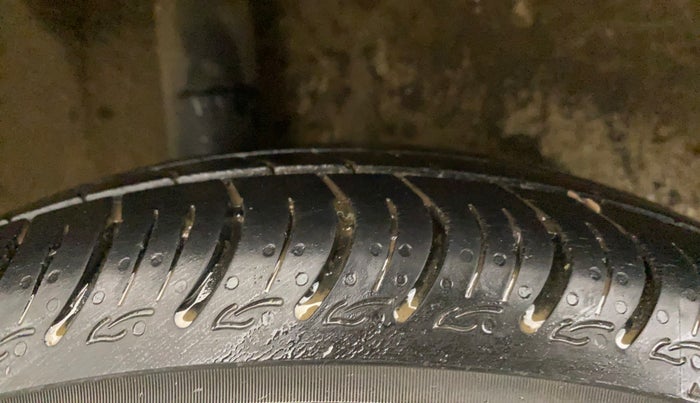 2023 Maruti New Wagon-R VXI 1.0 AMT, Petrol, Automatic, 16,816 km, Right Rear Tyre Tread