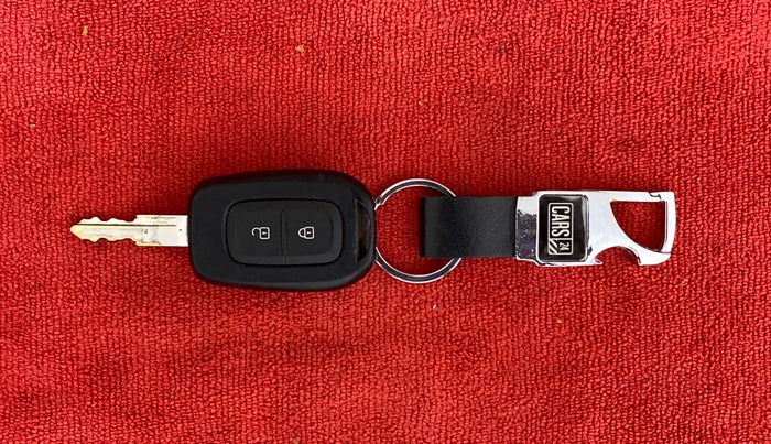 2022 Renault Kwid RXT 1.0, Petrol, Manual, 17,430 km, Key Close Up