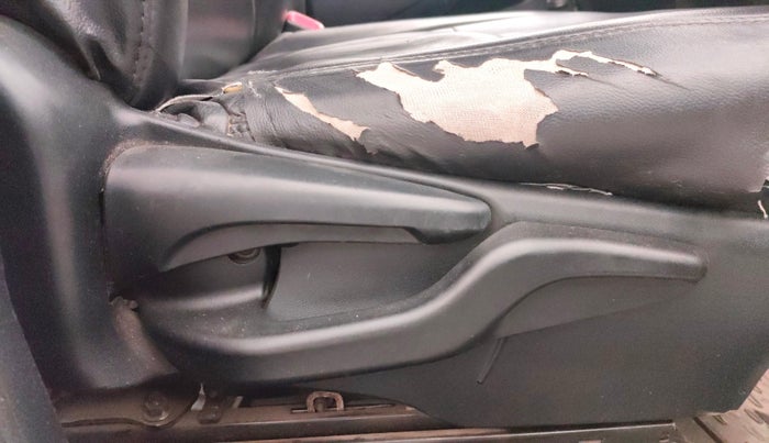 2014 Toyota Etios CROSS 1.2 G, Petrol, Manual, 78,066 km, Driver Side Adjustment Panel