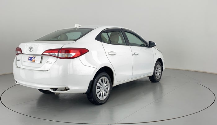 2018 Toyota YARIS J CVT, Petrol, Automatic, 24,977 km, Right Back Diagonal