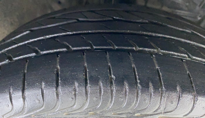 2018 Toyota YARIS J CVT, Petrol, Automatic, 24,977 km, Right Front Tyre Tread