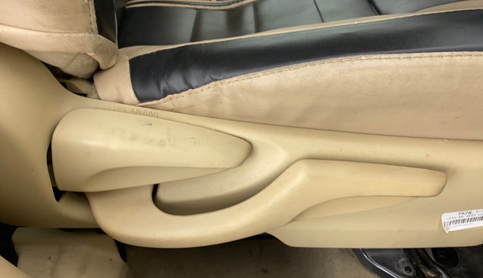 2018 Toyota YARIS J CVT, Petrol, Automatic, 24,977 km, Driver Side Adjustment Panel