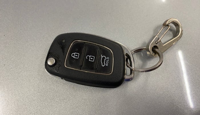 2019 Hyundai Elite i20 MAGNA PLUS 1.2, Petrol, Manual, 75,227 km, Key Close Up