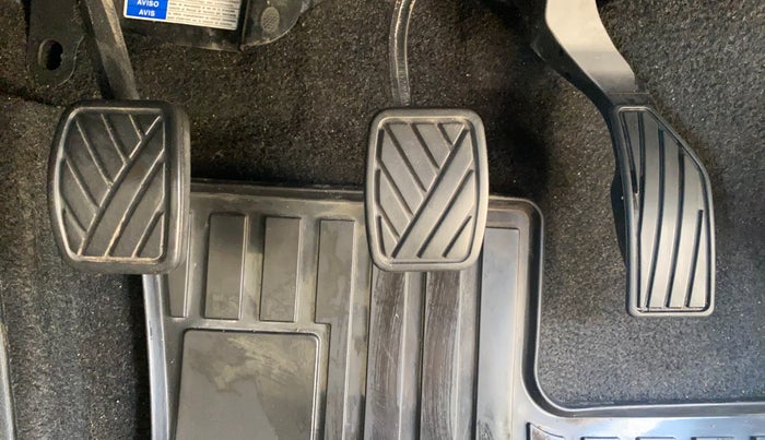 2021 Maruti Vitara Brezza ZXI, Petrol, Manual, 64,384 km, Pedals