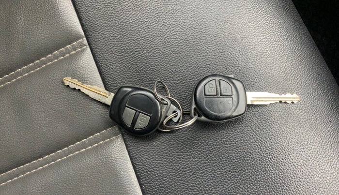 2014 Maruti Wagon R 1.0 VXI, Petrol, Manual, 32,344 km, Key Close Up