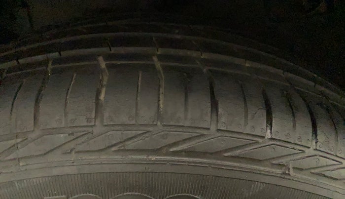 2019 Tata NEXON XZA PLUS PETROL, Petrol, Automatic, 62,400 km, Left Front Tyre Tread