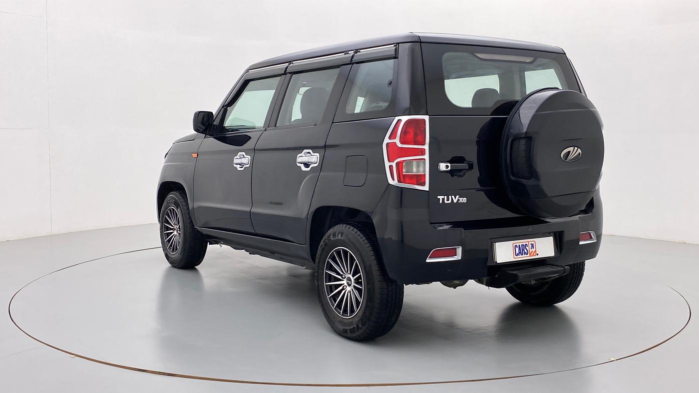 2019 Mahindra TUV300 T4+, Diesel, Manual, 74,405 km, Left Back Diagonal