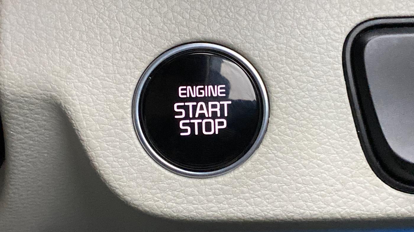 2020 KIA SELTOS HTX 1.5 PETROL MT, Petrol, Manual, 16,739 km, Keyless Start/ Stop Button