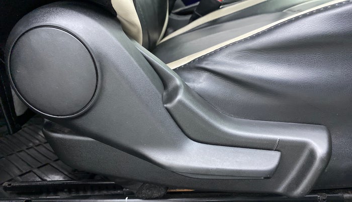 2018 Maruti Baleno DELTA 1.2 K12, Petrol, Manual, 33,271 km, Driver Side Adjustment Panel